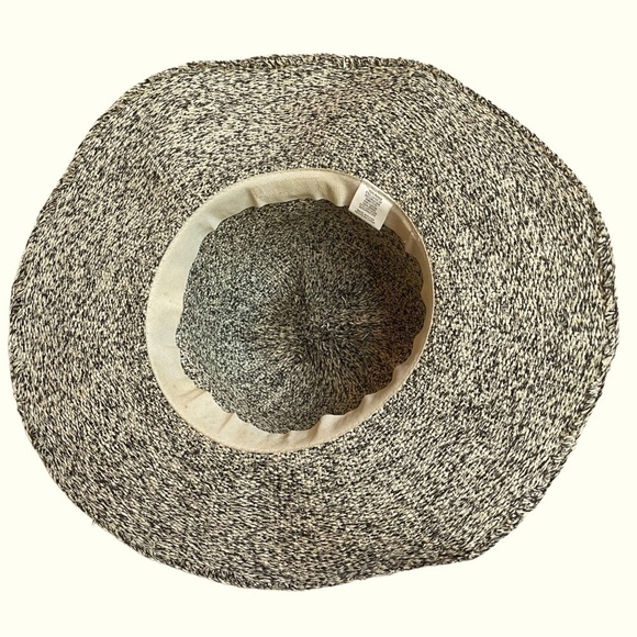 100% PAPER SUN HAT | Women’s Black & Cream 100% Woven Paper Sun Hat.. - Picture 2 of 5